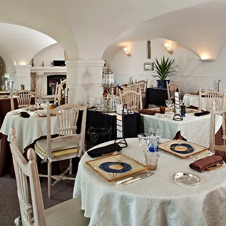 De Guilles ホテル 4*