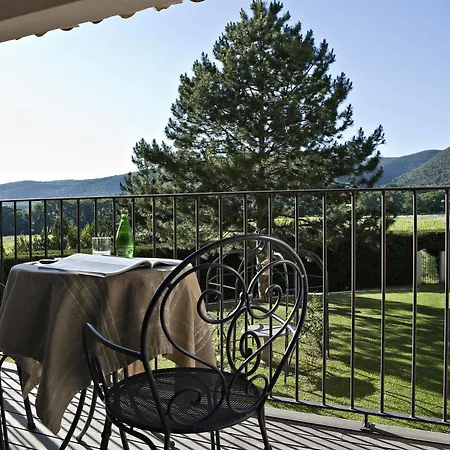ホテル De Guilles 4*